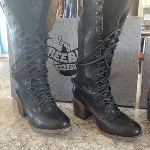 FreeBird Grany Boots